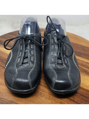 Clarks Viola 84704 Black Sneaker Leather Bicycle Toe Lace Up Womens Size 10